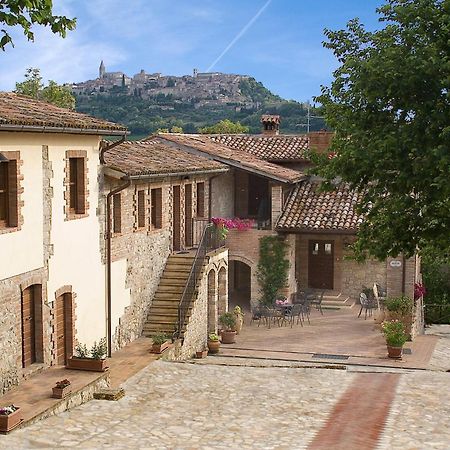 Agriturismo Casale Delle Lucrezie Todi Bagian luar foto