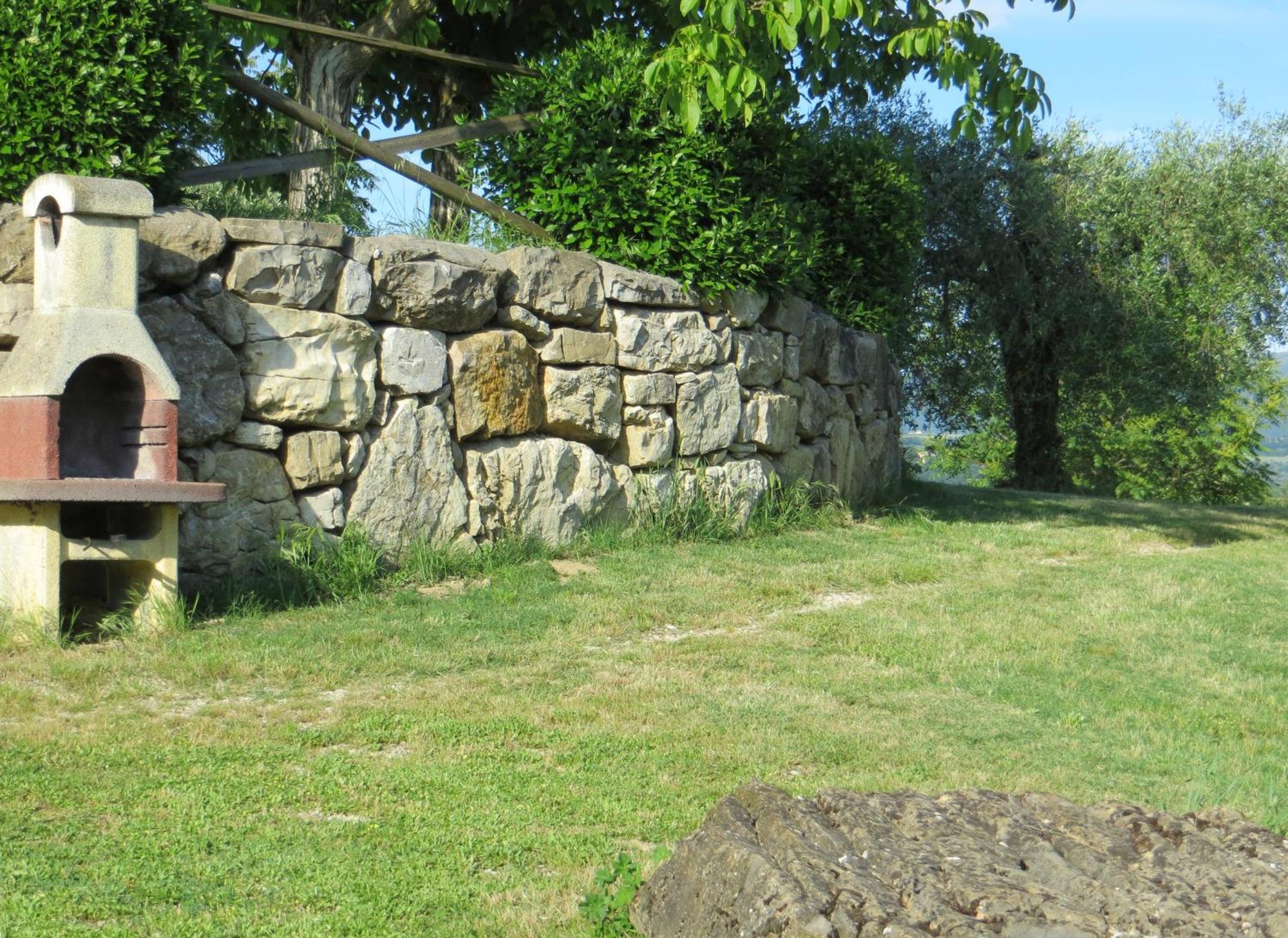 Agriturismo Casale Delle Lucrezie Todi Bagian luar foto