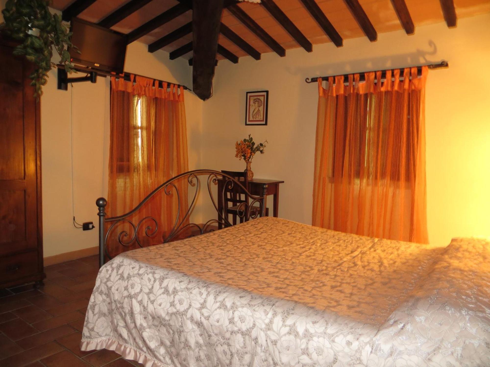 Agriturismo Casale Delle Lucrezie Todi Bagian luar foto